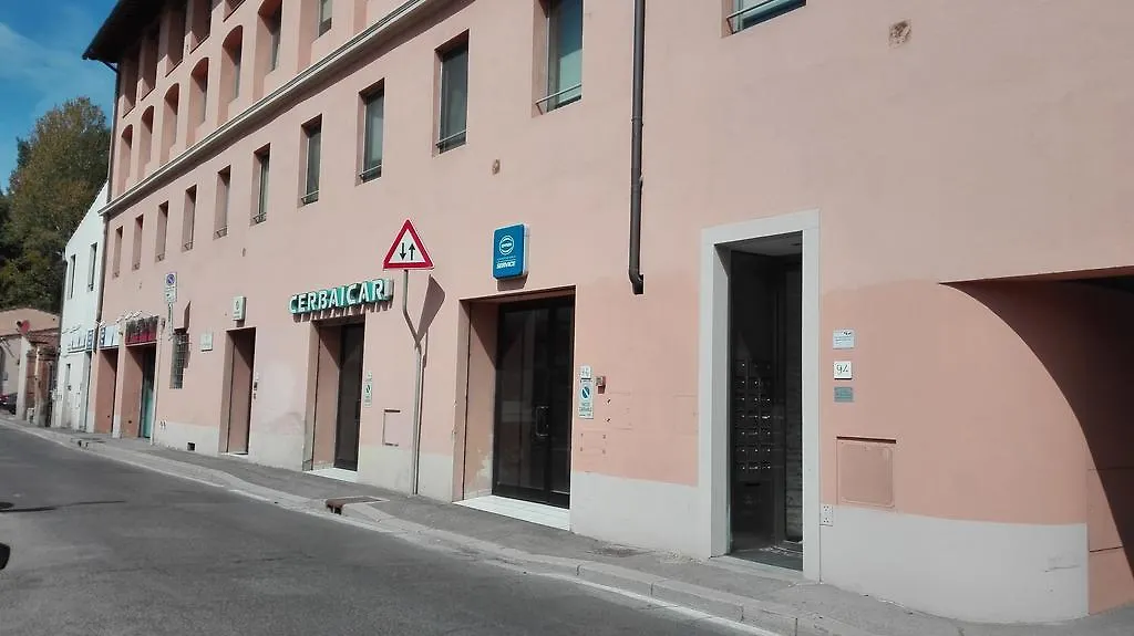 Bandinelli 94 Keys Of Italy Apartment Florence Italy
